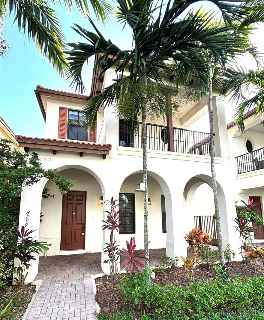 WELCOME TO MONTERRA IN COOPER CITY, ONE OF THE MOST POPULAR GATED COMMUNITIES AROUND! THE LAGUNA MODEL OFFERS 3 BEDROOMS, 2.5 BATHROOMS, AND A 2-CAR GARAGE. MONTERRA OFFERS A 24 HOURS SECURITY AND A RESORT STYLE AMENITIES SUCH AS A BEAUTIFUL POOL, TENNIS AND BASKETBALL COURTS, DOG PARKS, PLAYGROUNDS, JOGGING TRAILS, AND MORE. THIS COMMUNITY IS CLOSE TO MAJOR HIGHWAYS, EXCELLENT A-RATED SCHOOLS AND UNIVERSITIES, MAKING IT THE PERFECT PLACE TO RAISE A FAMILY. 
NEW A/C (entire unit replaced October 2025).