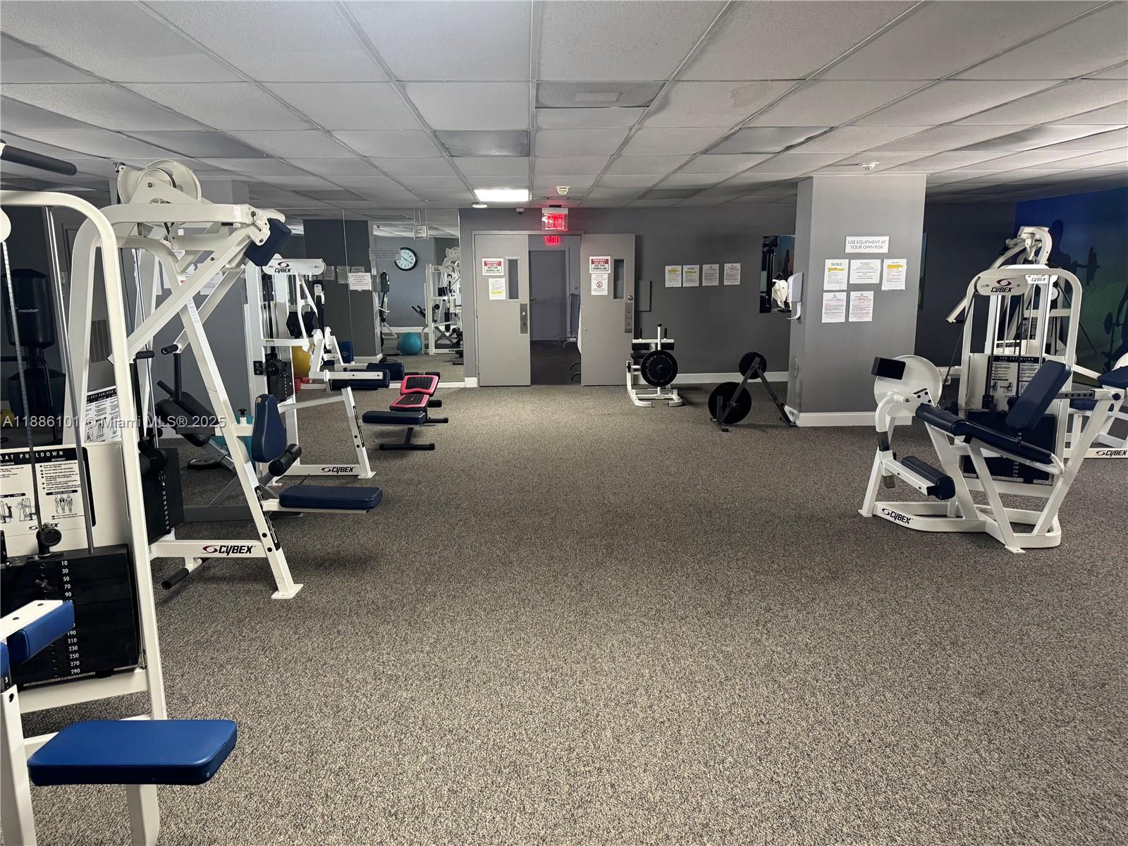 200 LESLIE CONDO - Residential Lease