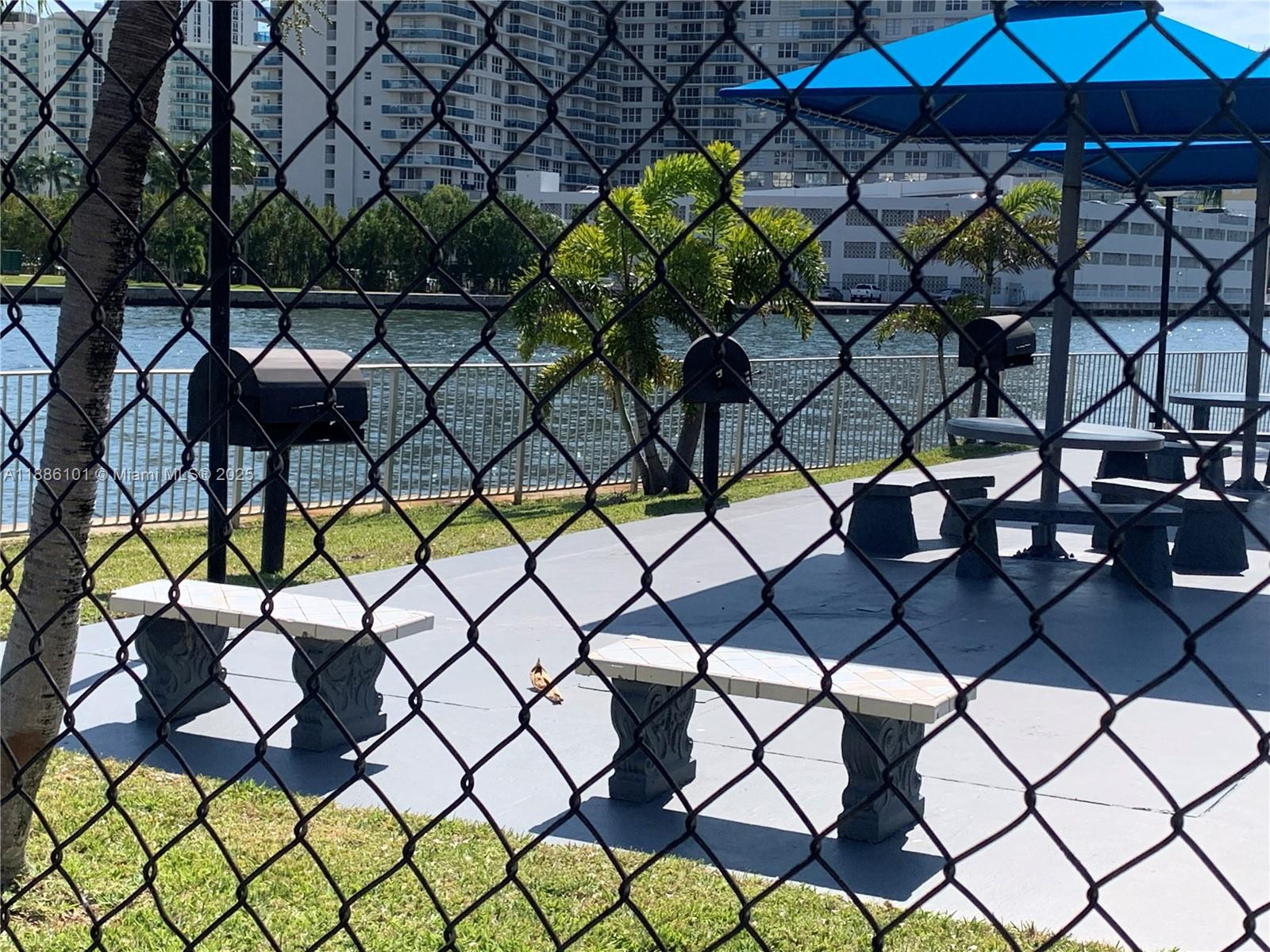 200 LESLIE CONDO - Residential Lease