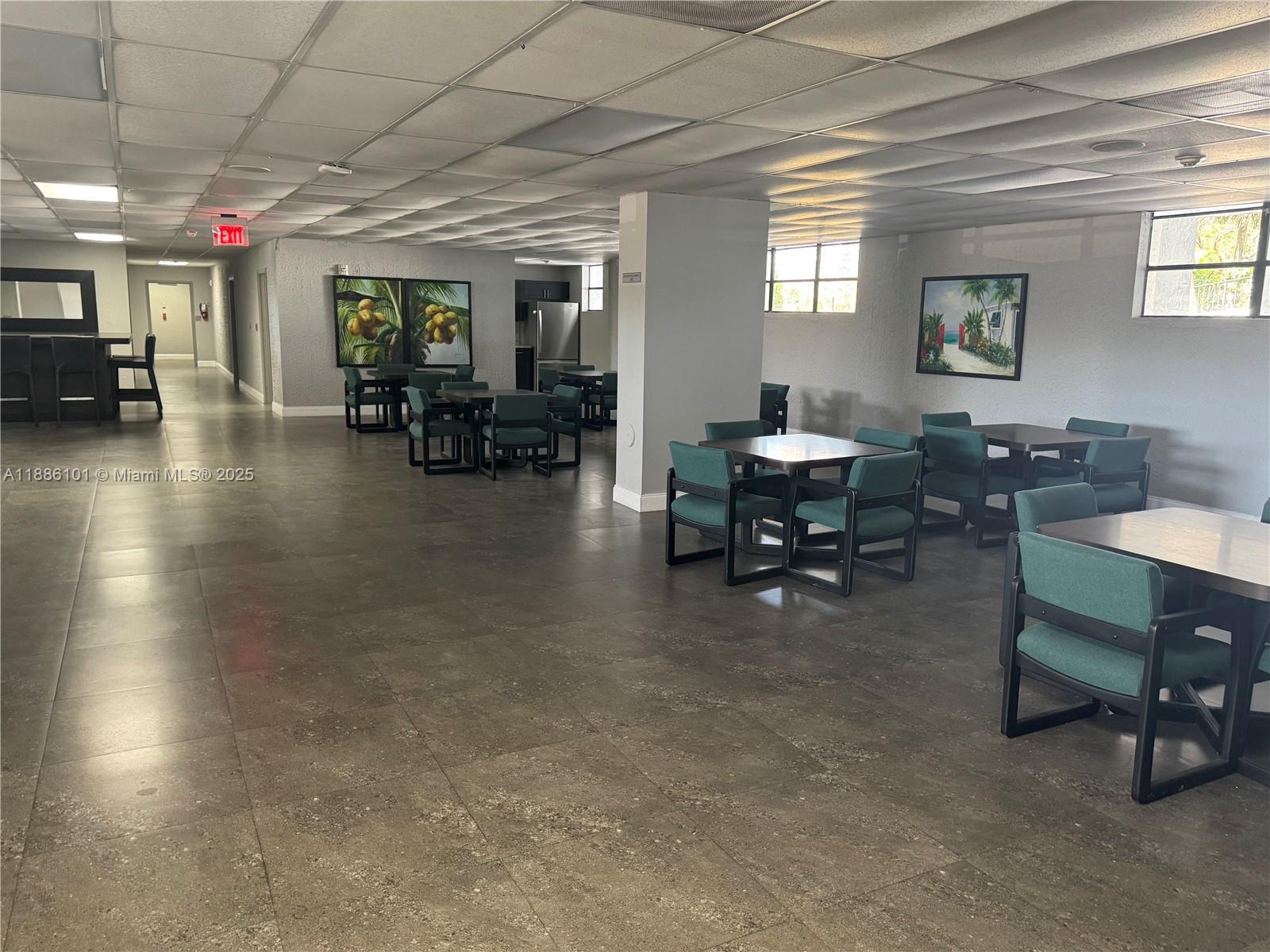 200 LESLIE CONDO - Residential Lease