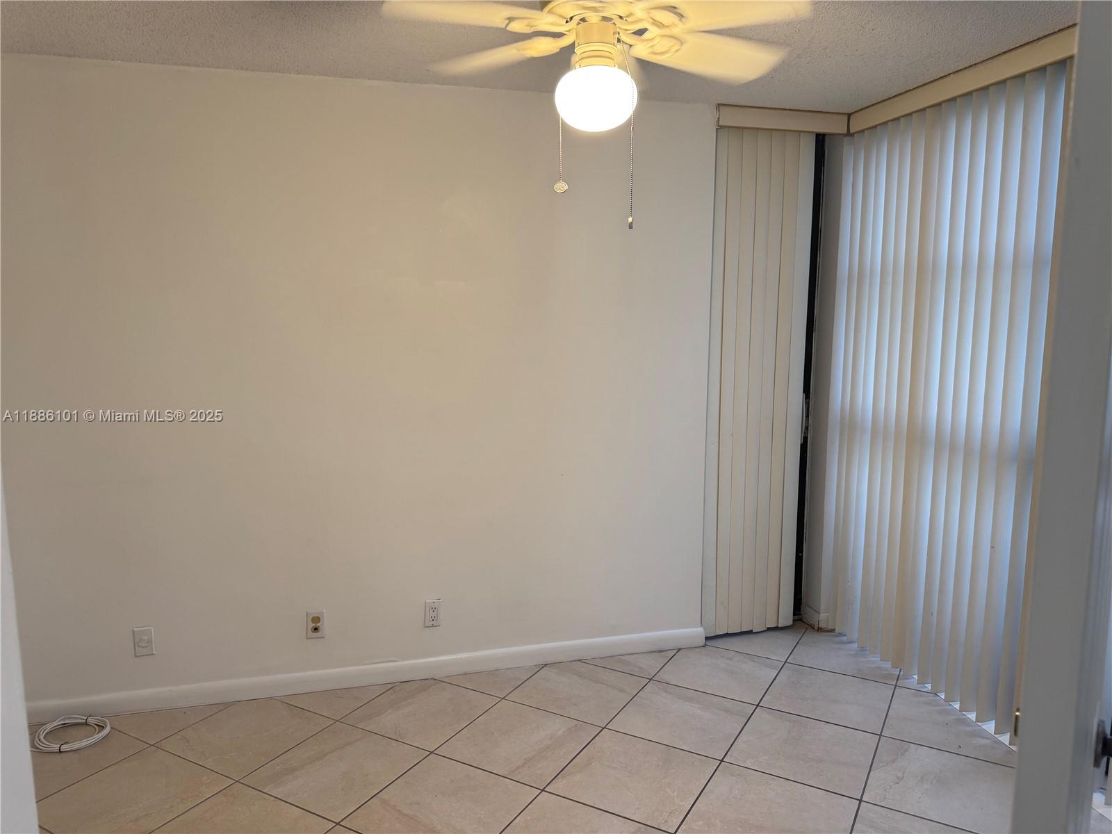 200 LESLIE CONDO - Residential Lease