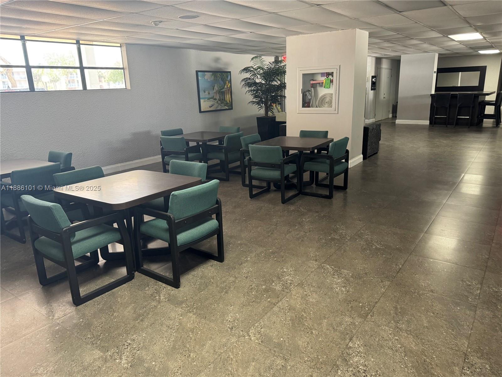 200 LESLIE CONDO - Residential Lease