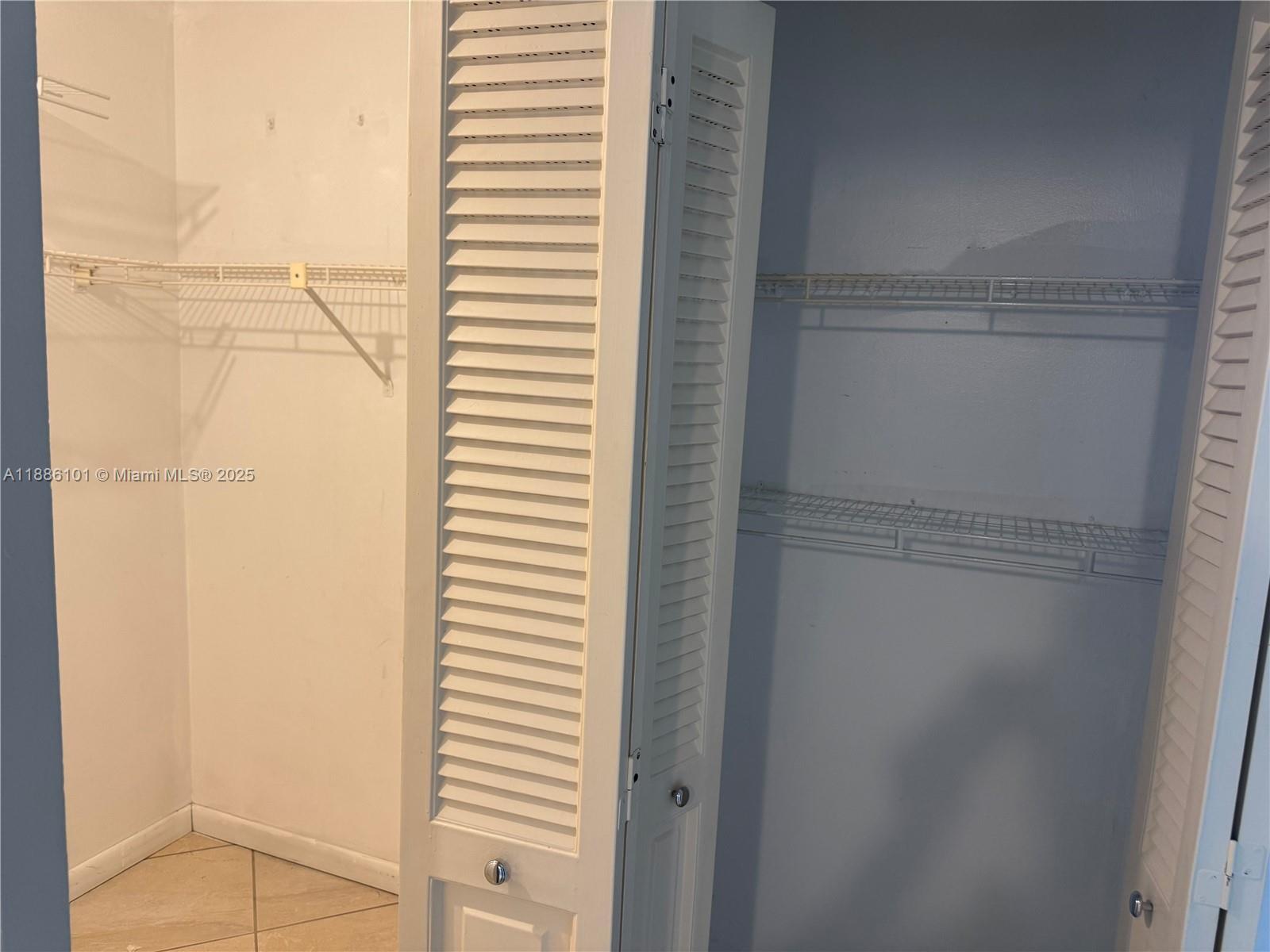 200 LESLIE CONDO - Residential Lease