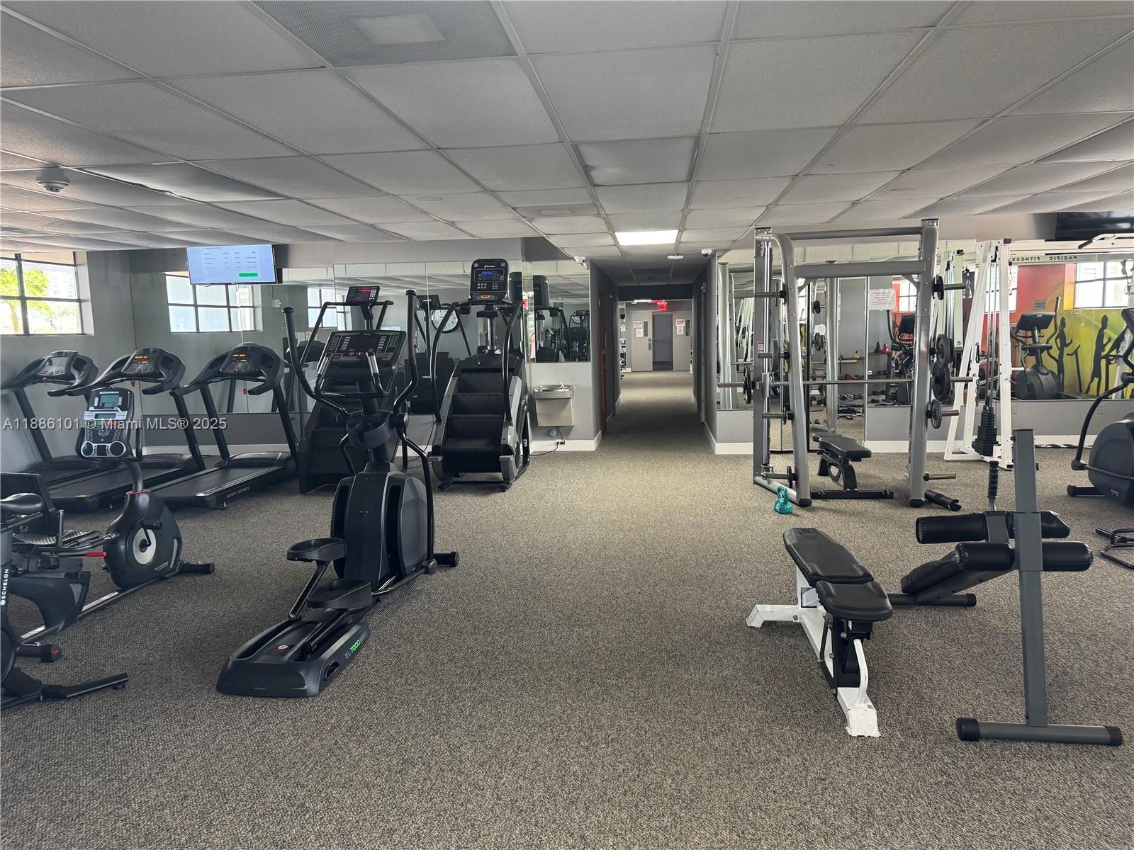 200 LESLIE CONDO - Residential Lease