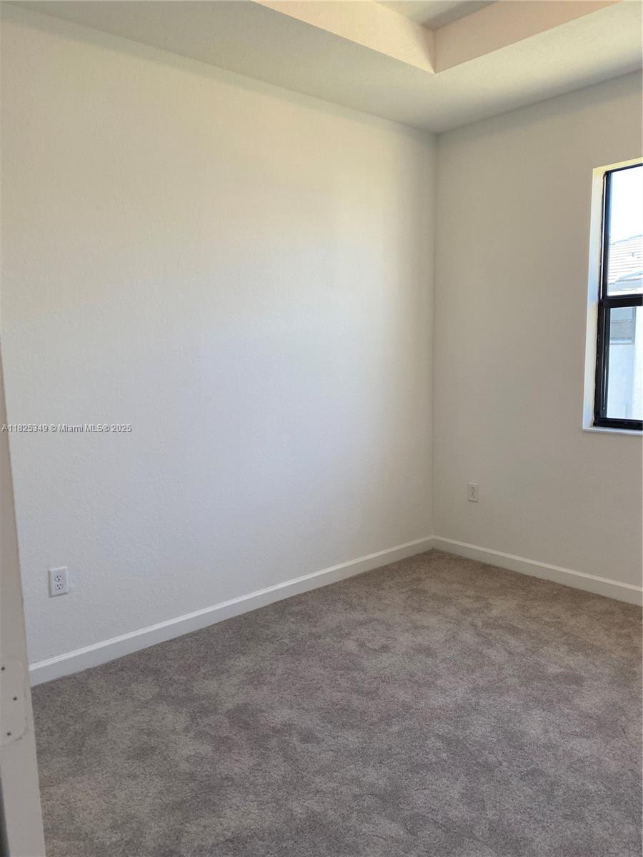 PINE ISLE - Residential