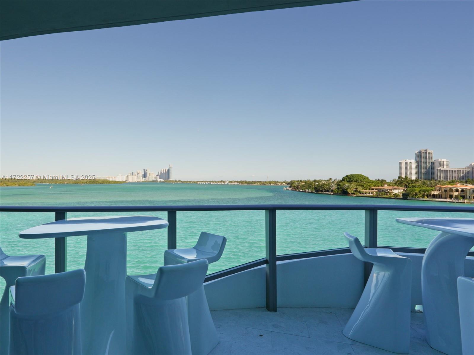 ONDA CONDO - Residential