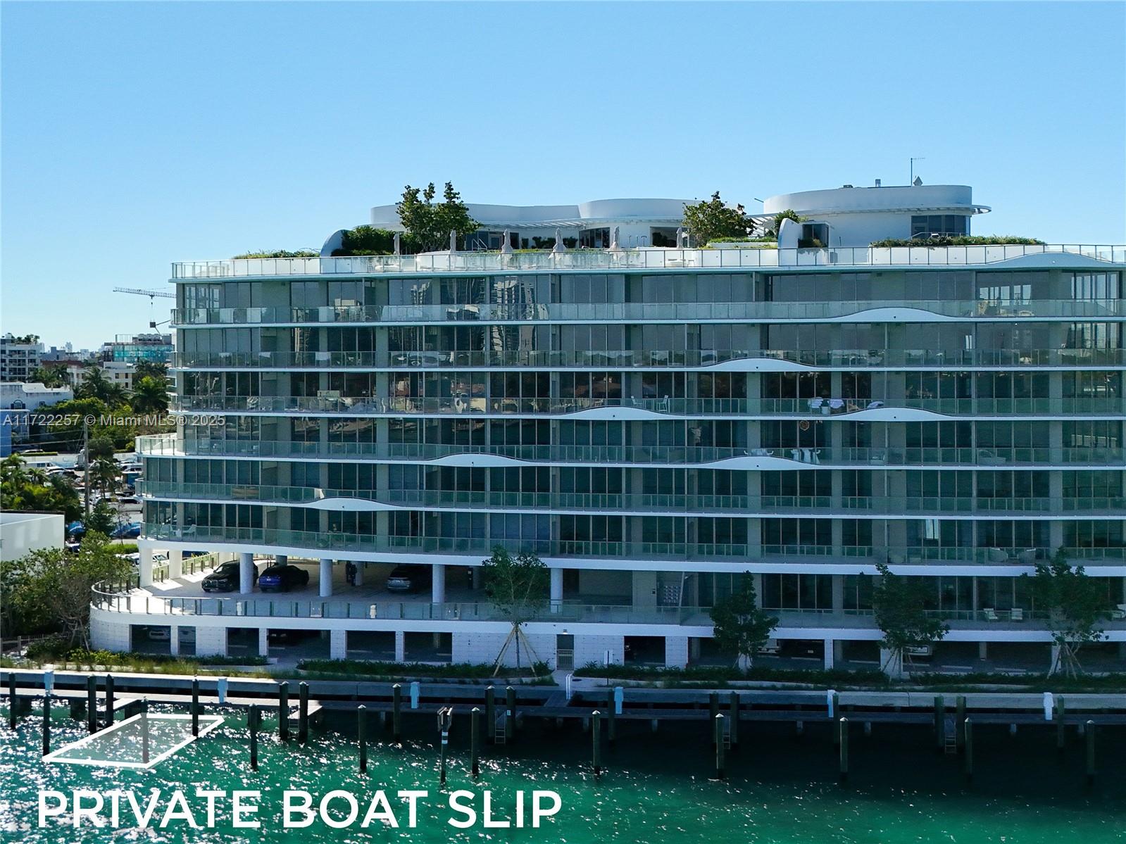 ONDA CONDO - Residential
