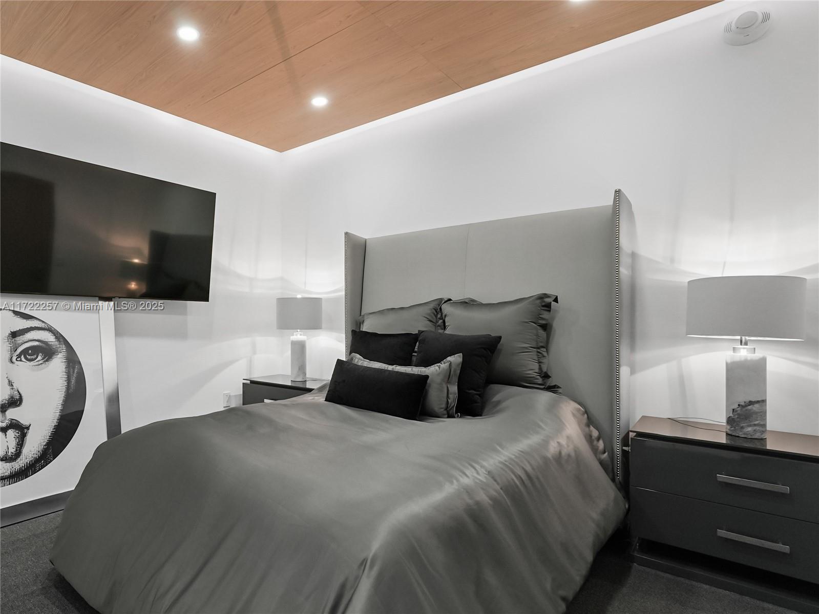 ONDA CONDO - Residential