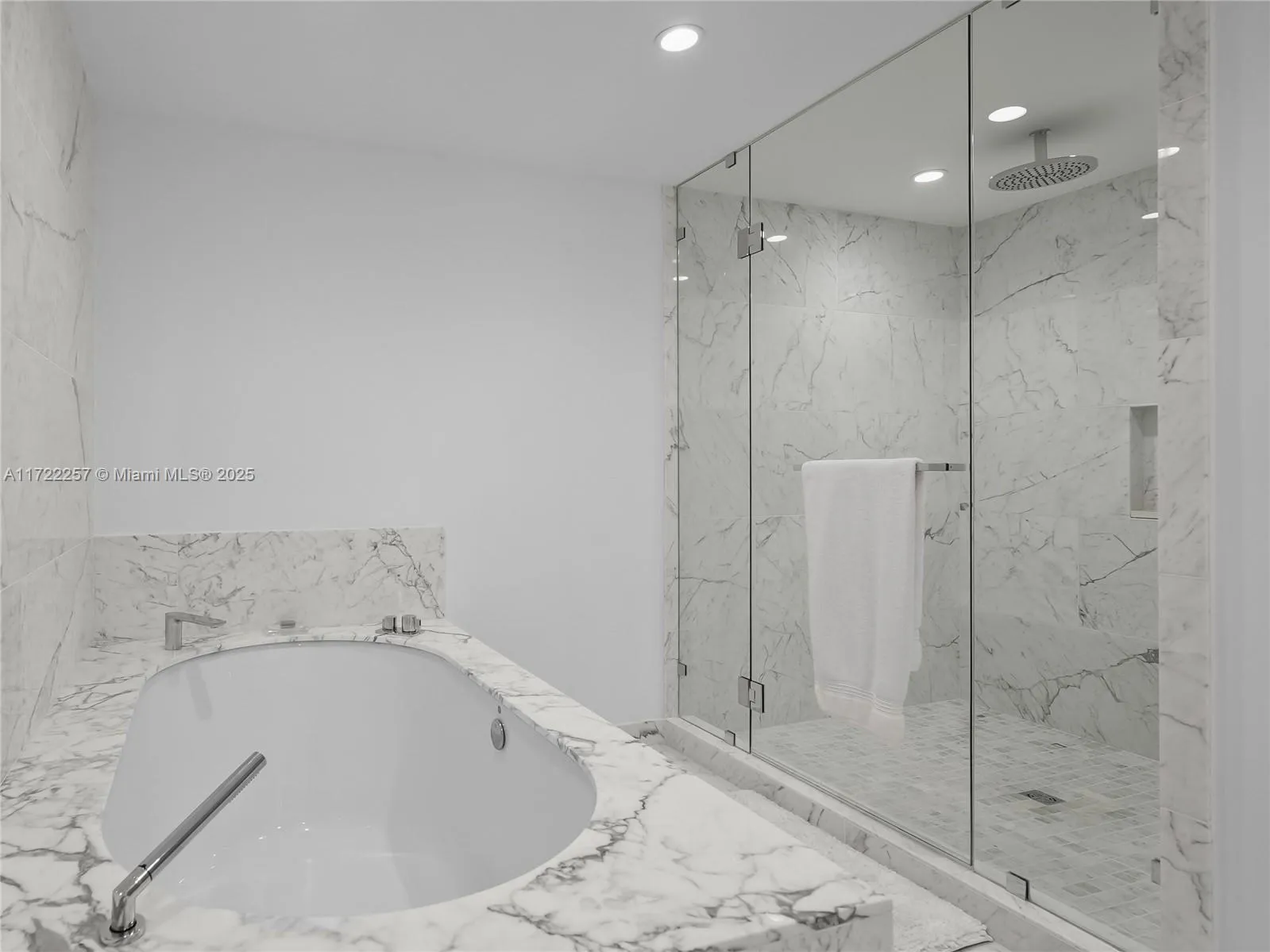 Bay Harbor Islands, Florida 33154, United States, 3 Bedrooms Bedrooms, ,3 BathroomsBathrooms,Residential,Active,17337