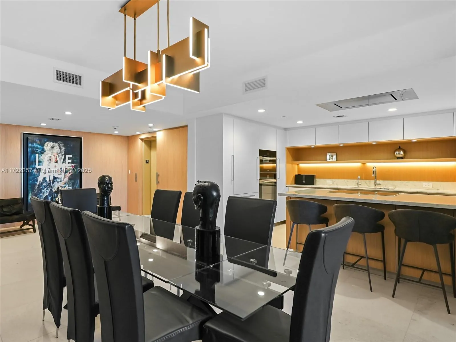 Bay Harbor Islands, Florida 33154, United States, 3 Bedrooms Bedrooms, ,3 BathroomsBathrooms,Residential,Active,17337