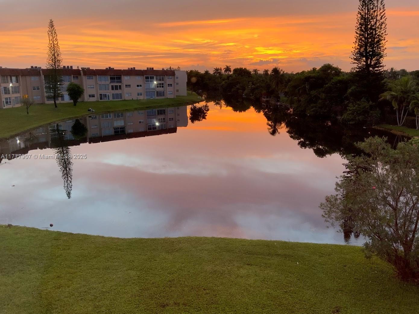 2741 N Pine Island Rd 312, Sunrise, Miami-Dade County, Florida - 2 Bedrooms  
2 Bathrooms - 