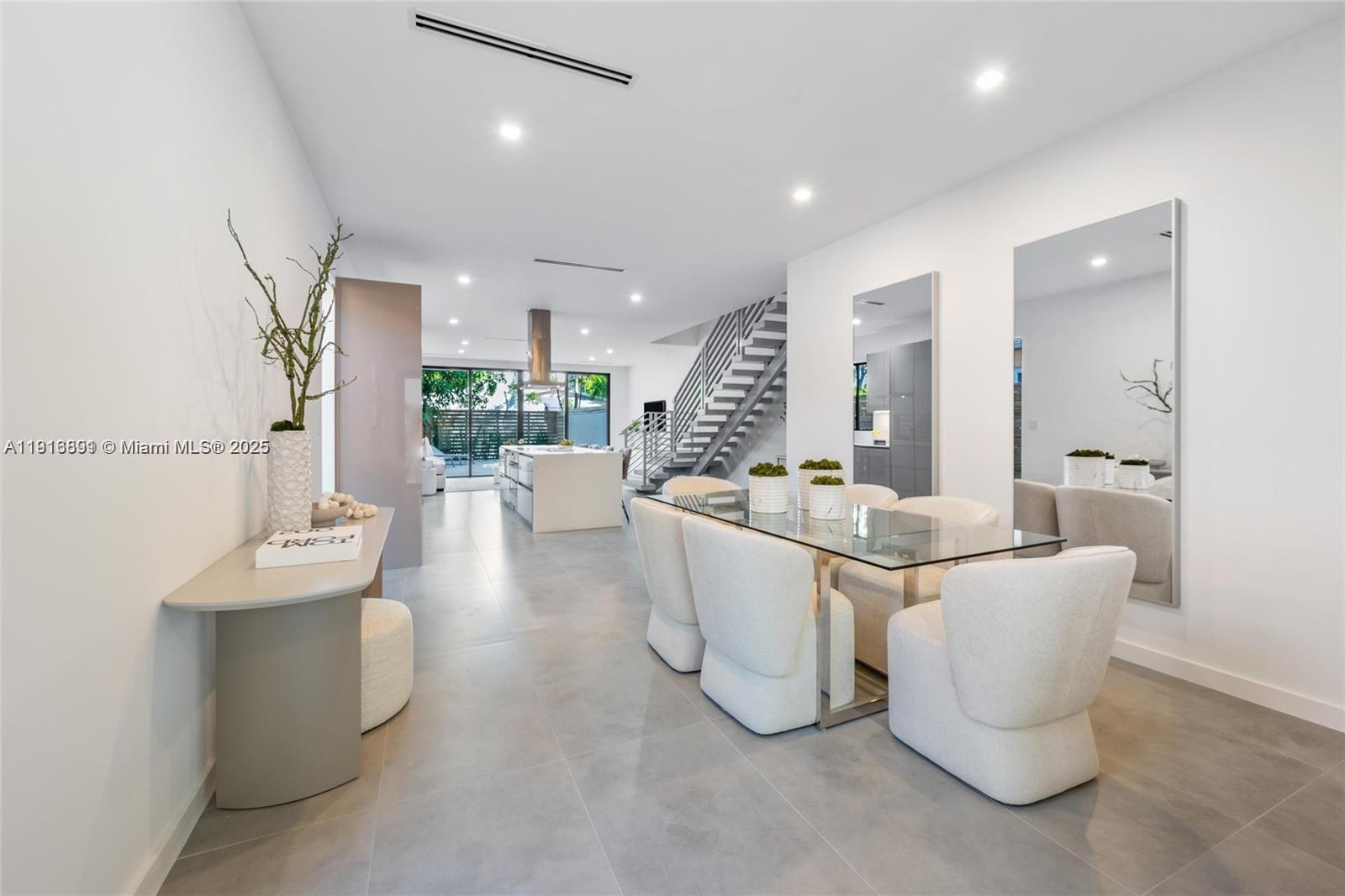 NEW SHENANDOAH - Residential