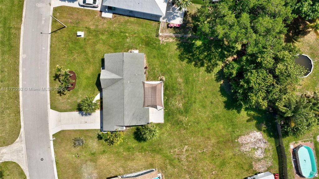 listing image 40