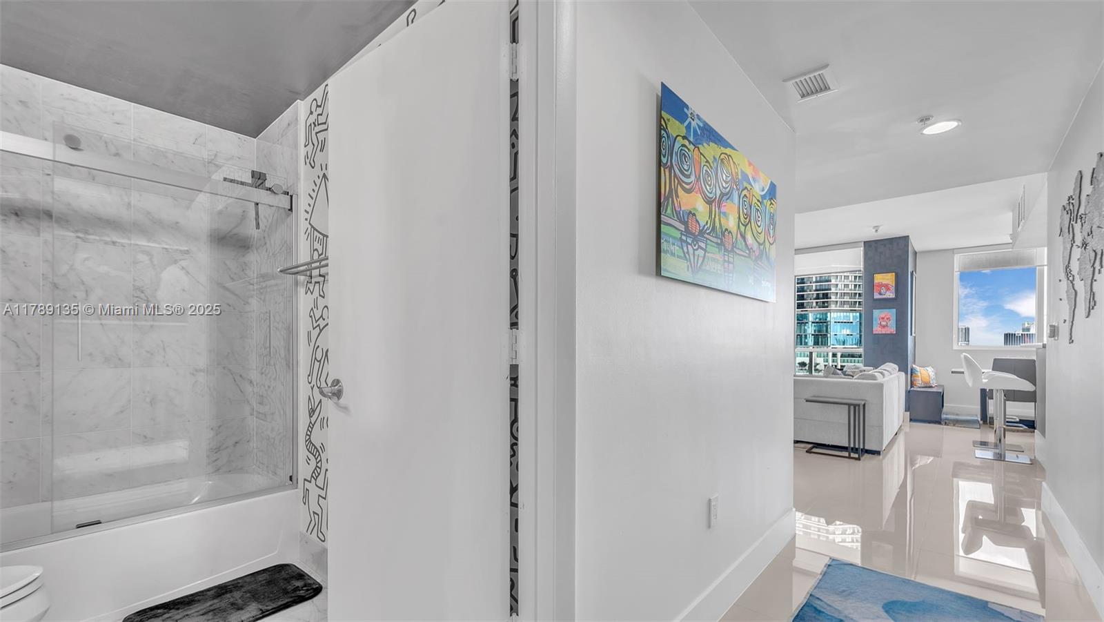 VIZCAYNE NORTH CONDO - Residential