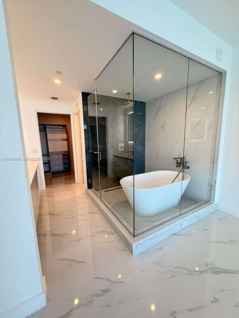 700 NE 24th st 1103 Miami FL 33137