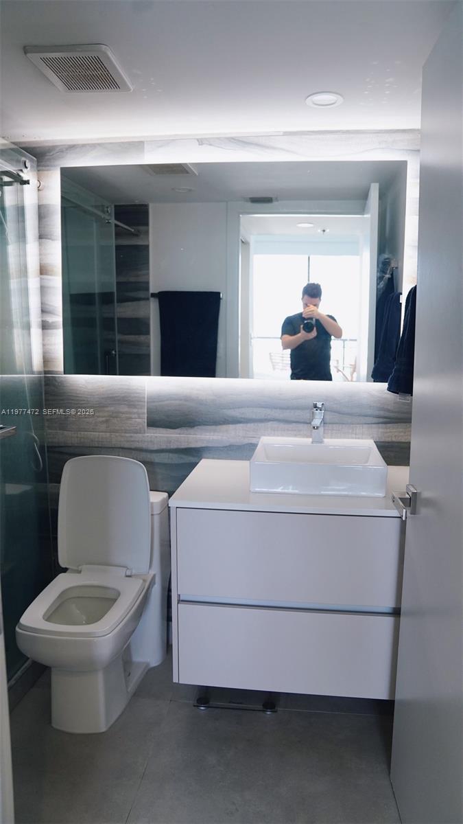 BRICKELL KEY II CONDO - Residential