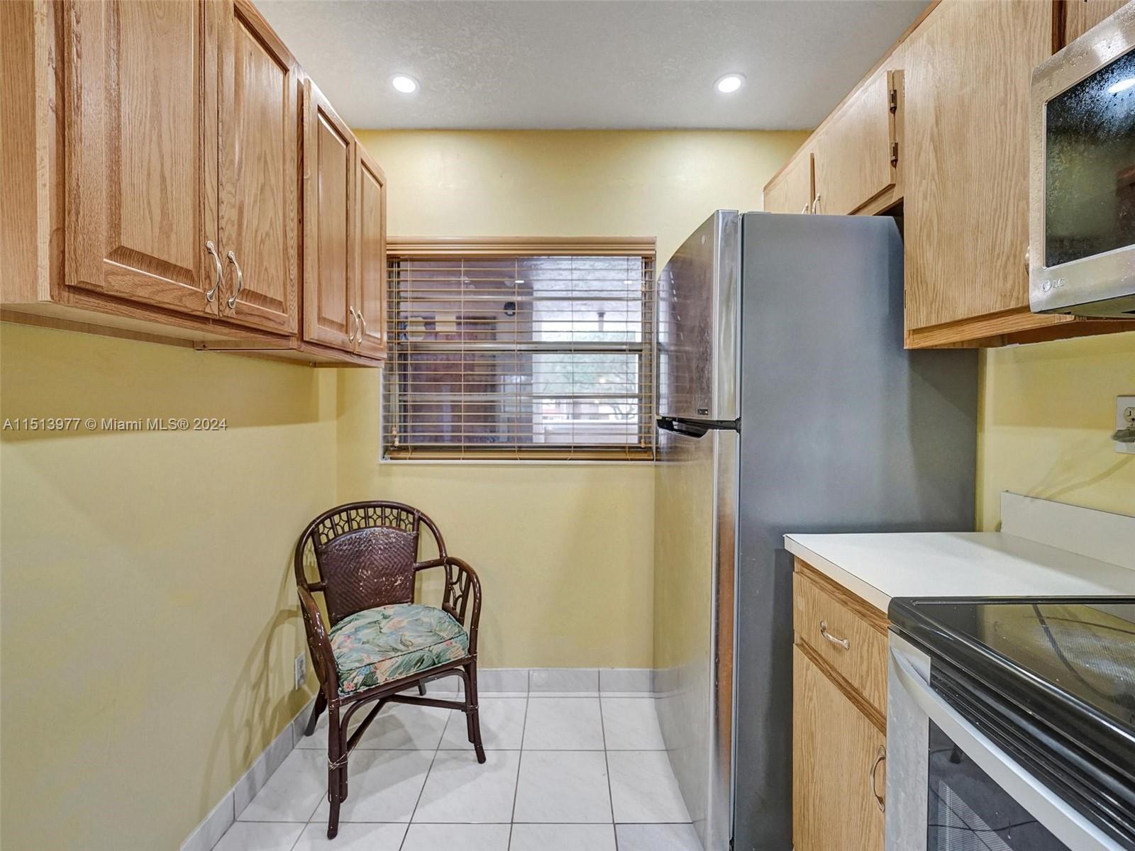 CONDO 4 OF SABAL PALM CON - Residential