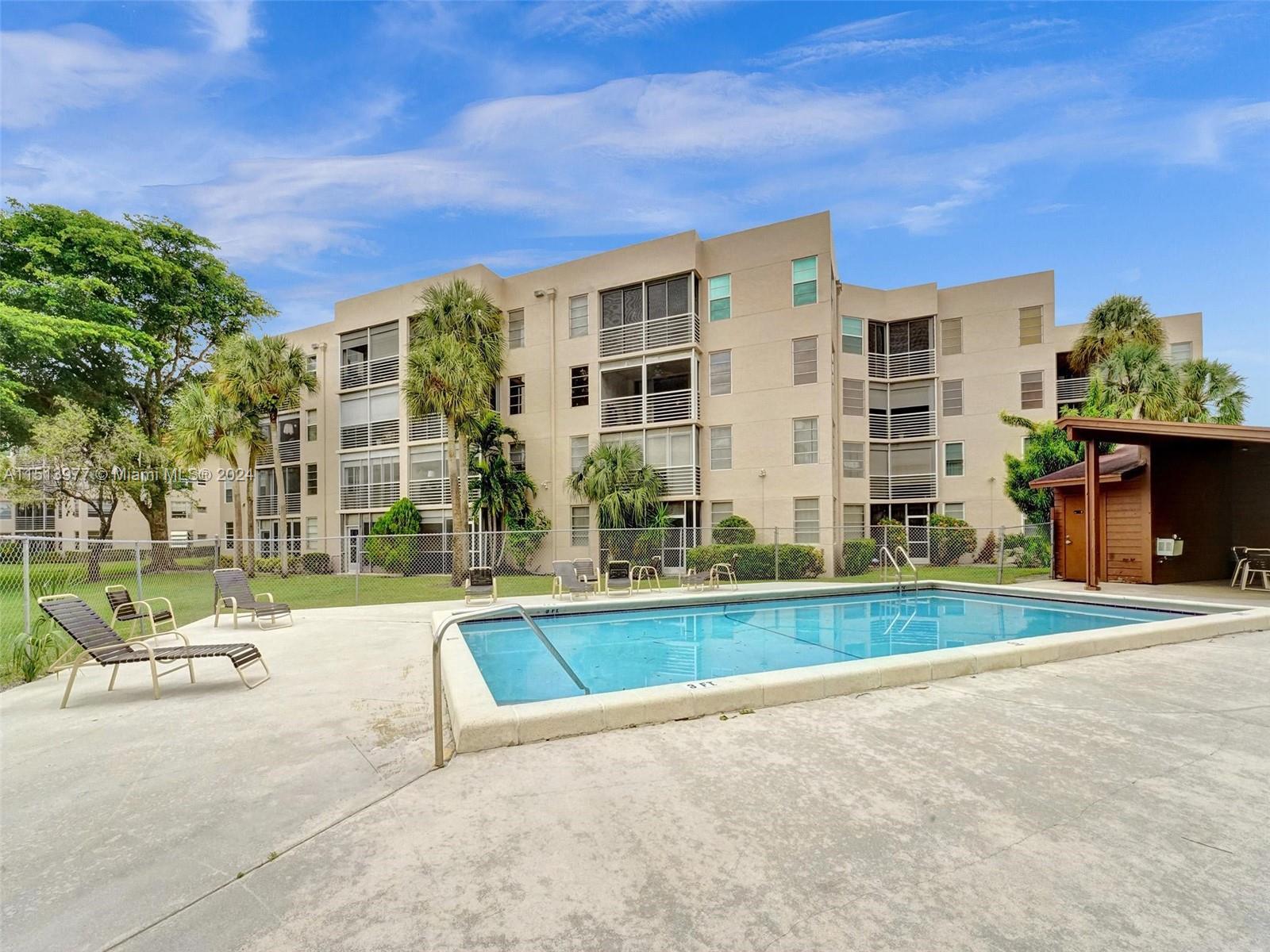 CONDO 4 OF SABAL PALM CON - Residential