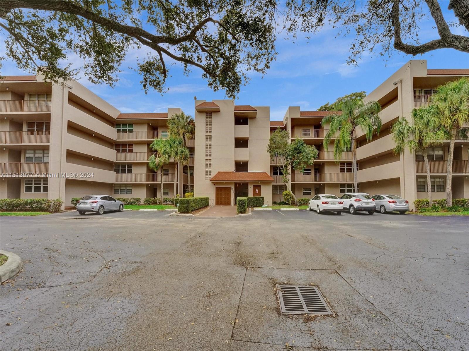 CONDO 4 OF SABAL PALM CON - Residential