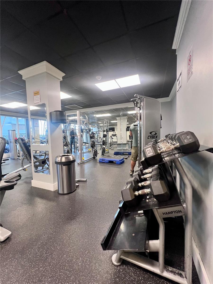 KENNEDY HOUSE CONDO - Residential