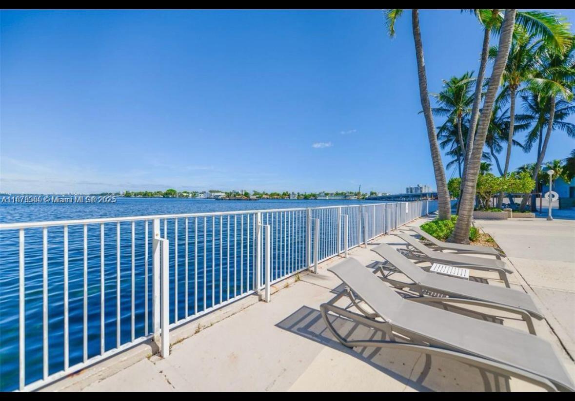 KENNEDY HOUSE CONDO - Residential