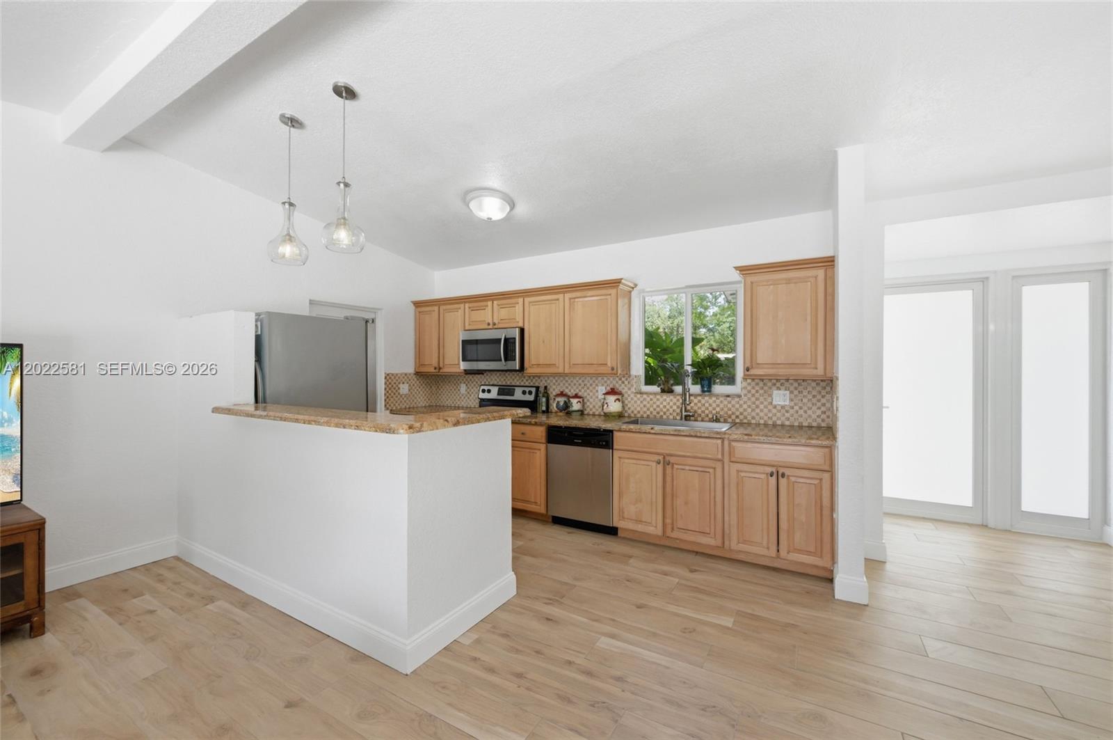 1141 SW 45th Ter
