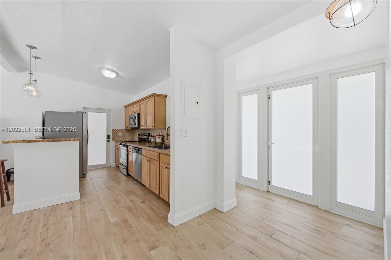 1141 SW 45th Ter