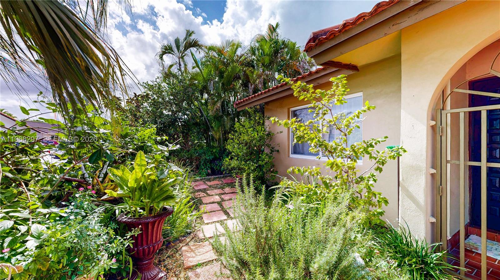 MUNNE SUB - Residential