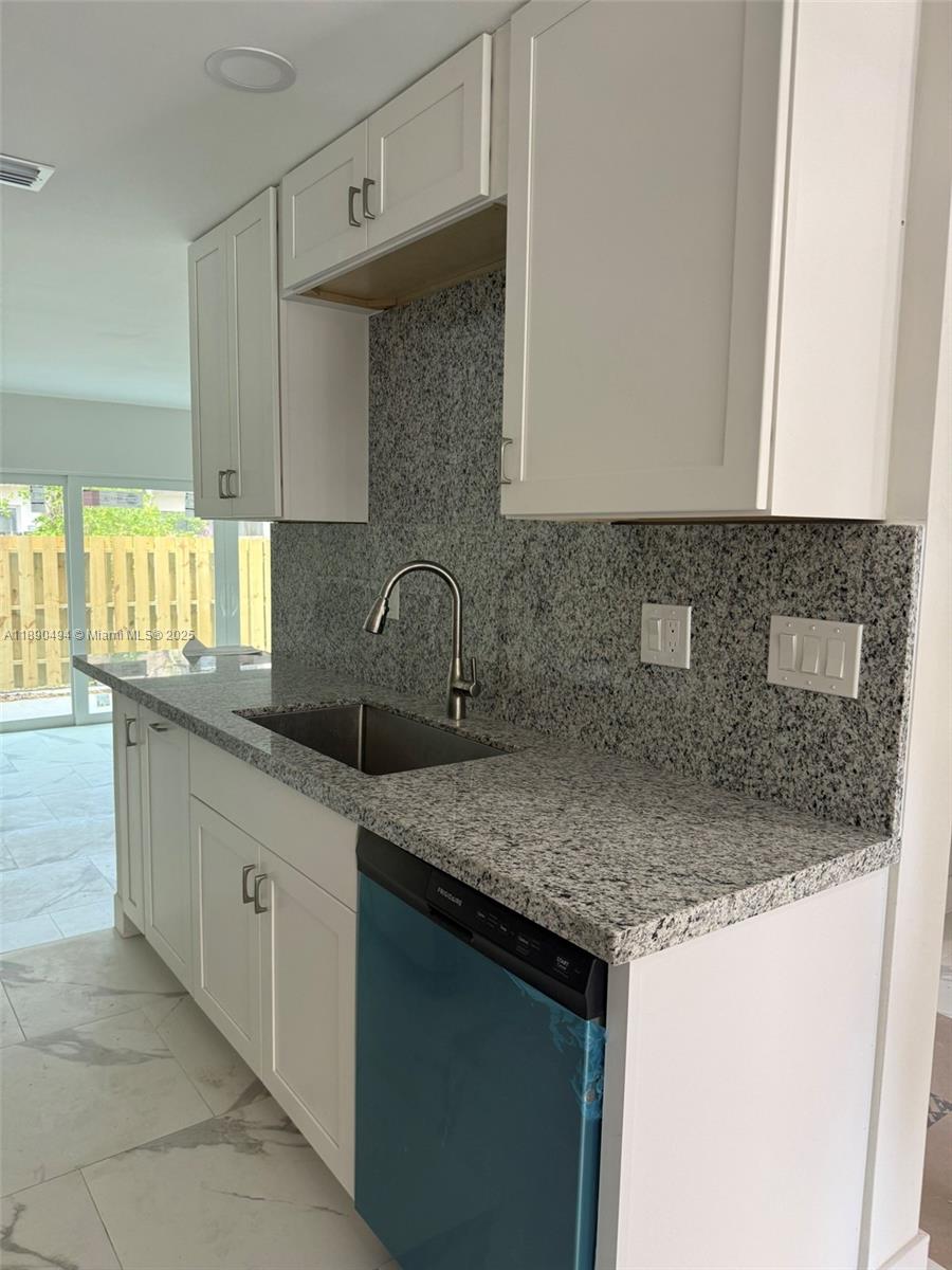 TOWNHOUSES AT JACARANDA C - Residential
