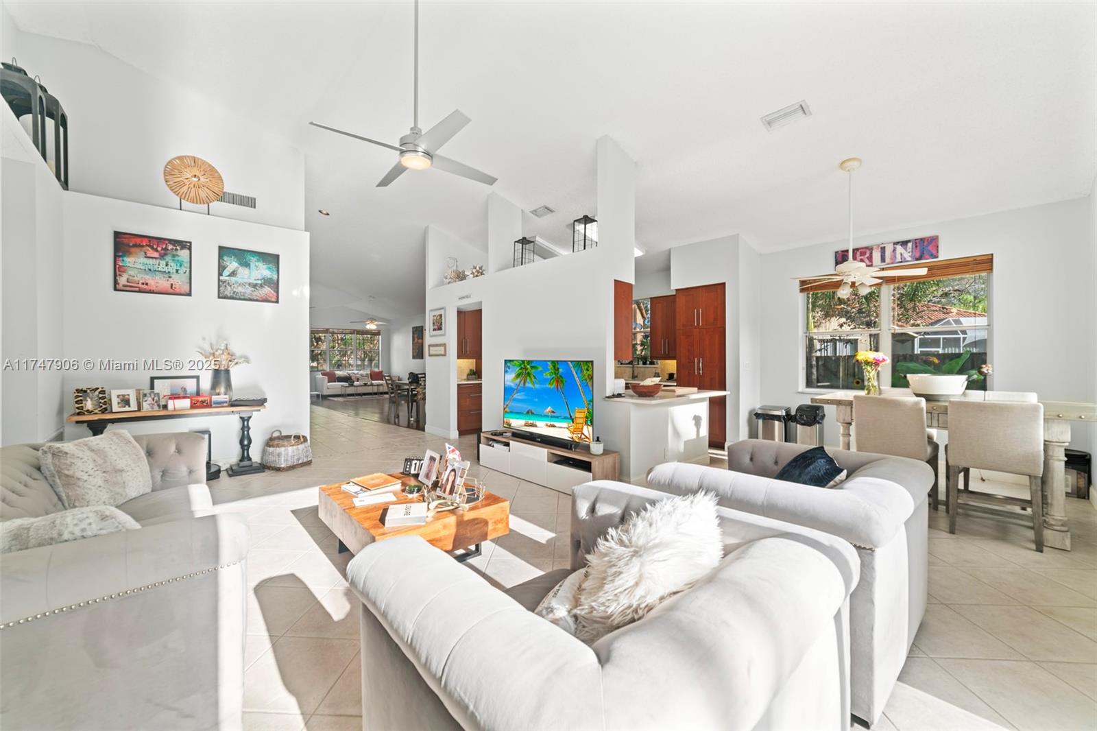 EMBASSY LAKES - Residential