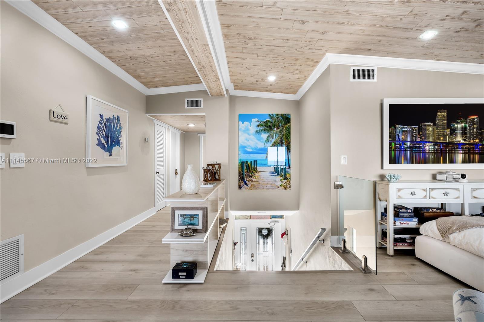 BUCCANEER PT (LARGO SOUND - Residential