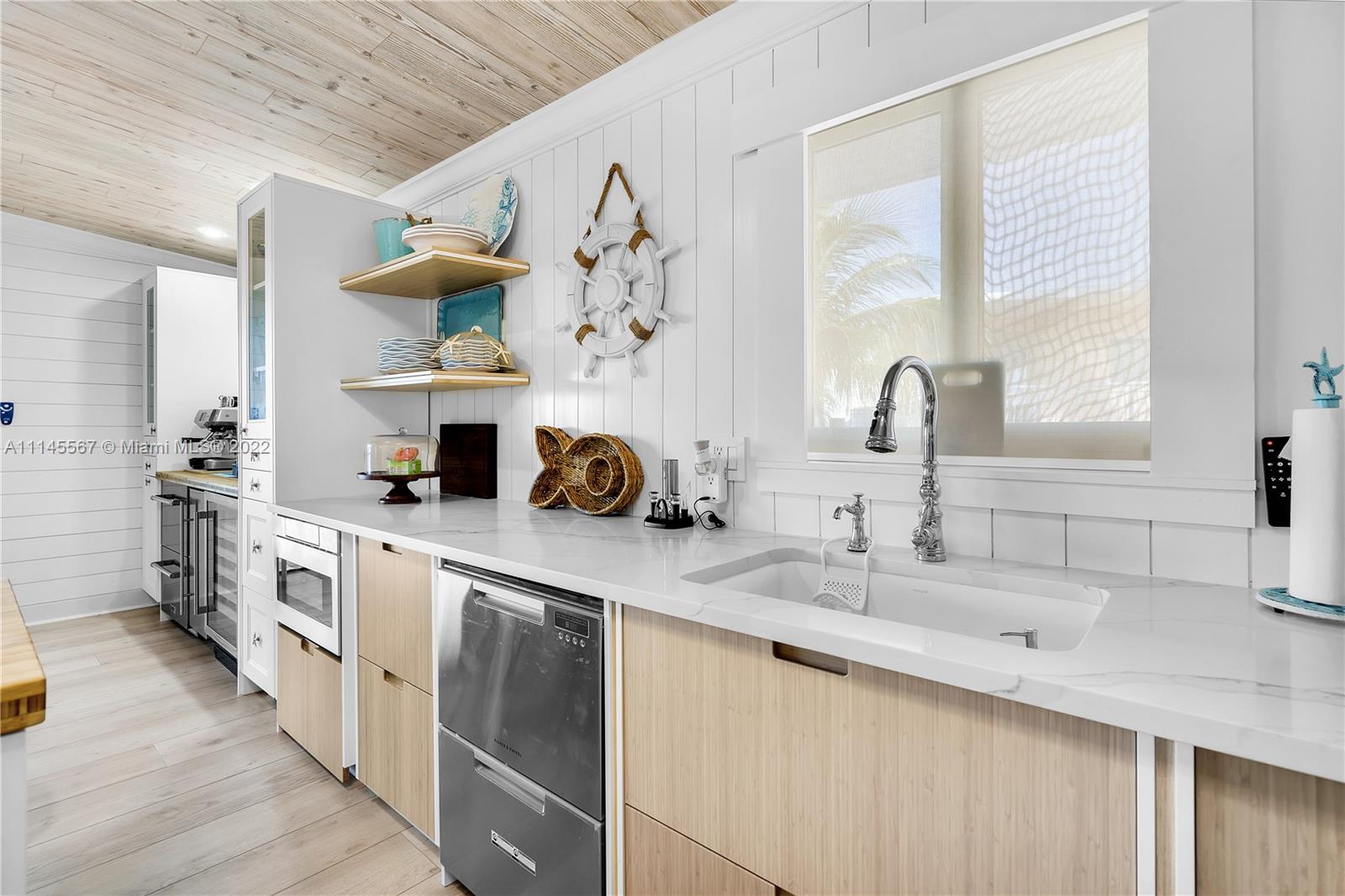 BUCCANEER PT (LARGO SOUND - Residential