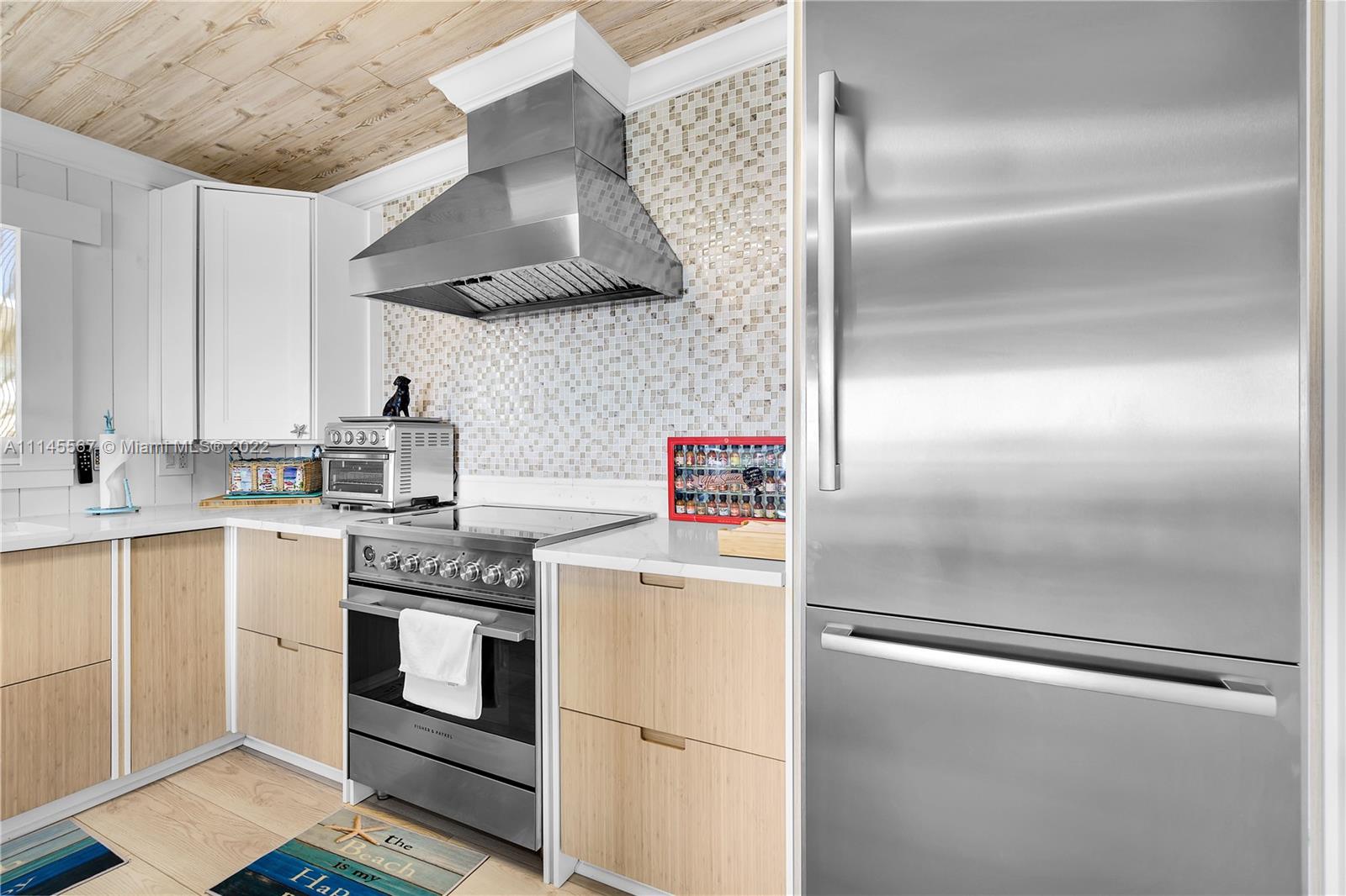 BUCCANEER PT (LARGO SOUND - Residential