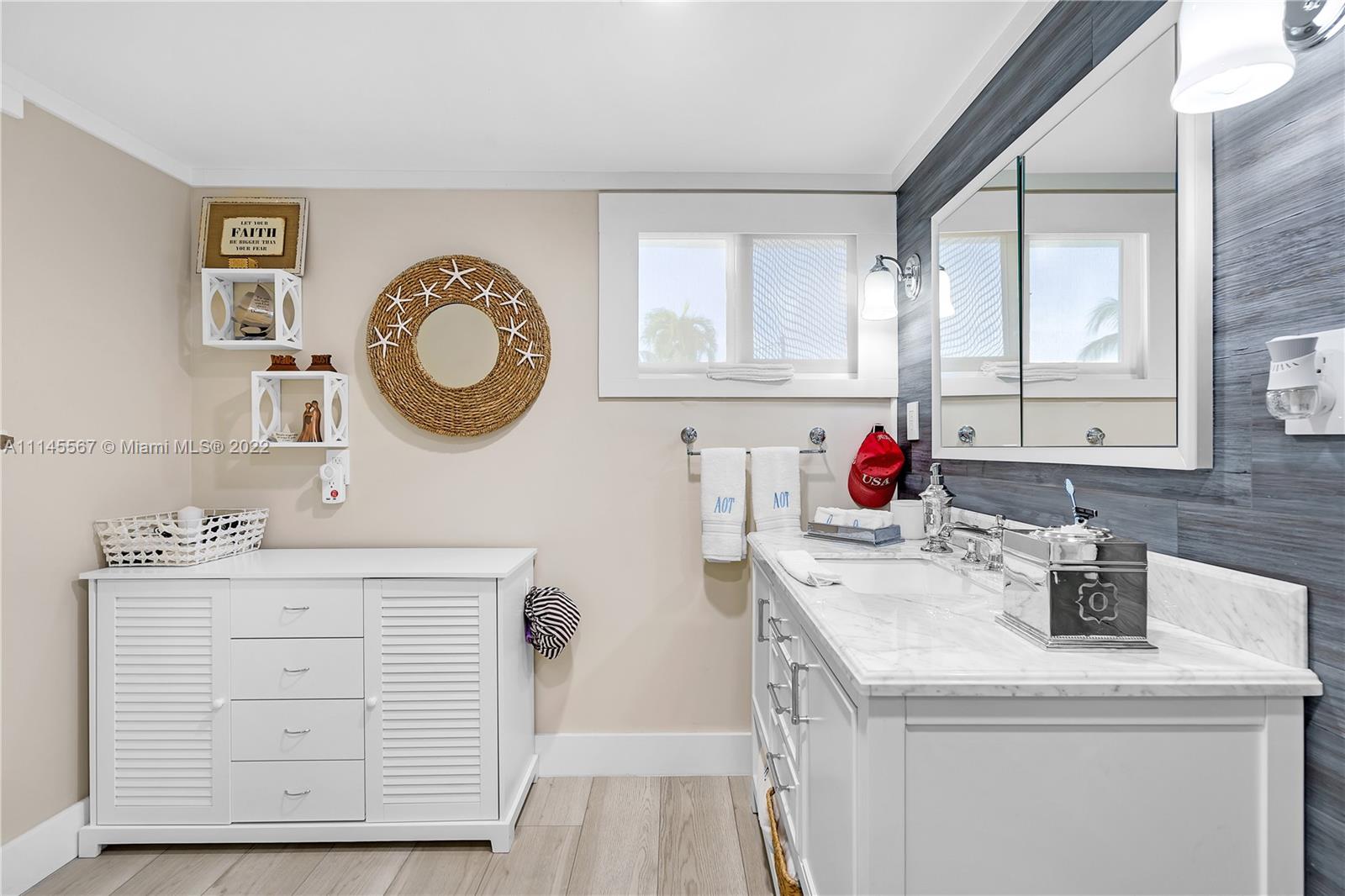 BUCCANEER PT (LARGO SOUND - Residential