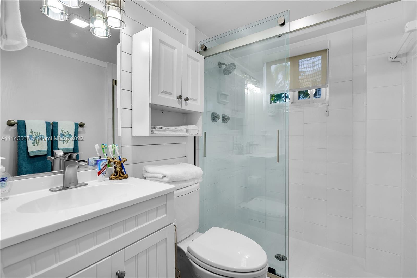 BUCCANEER PT (LARGO SOUND - Residential