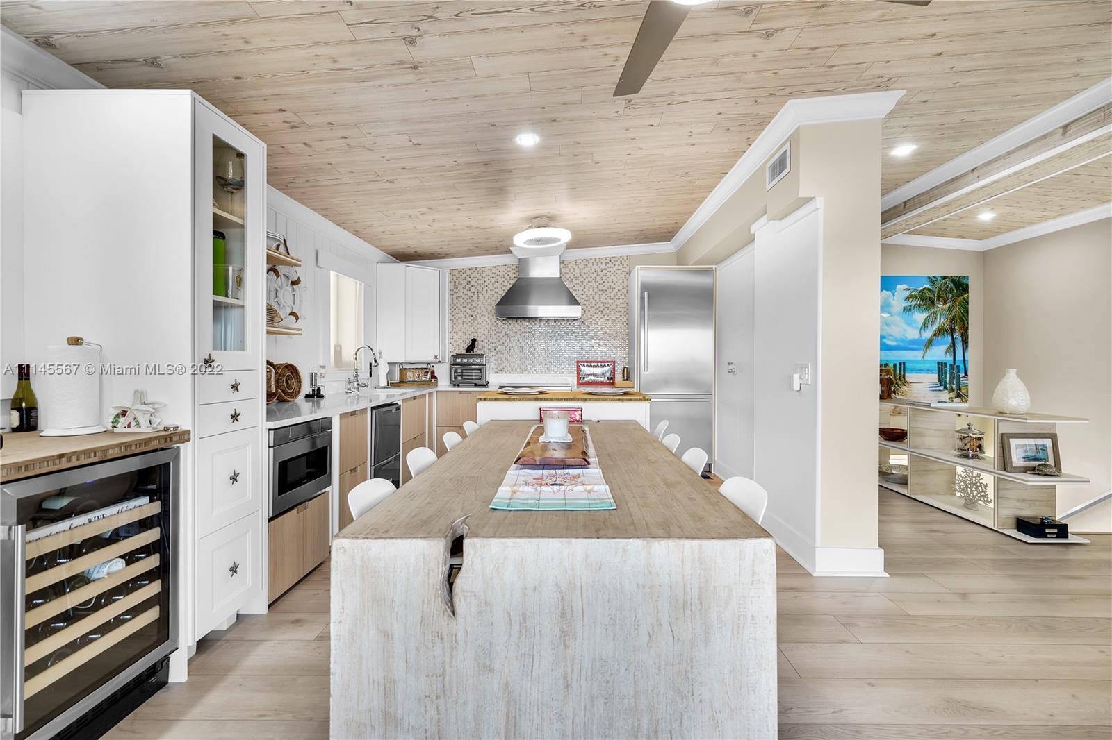 BUCCANEER PT (LARGO SOUND - Residential