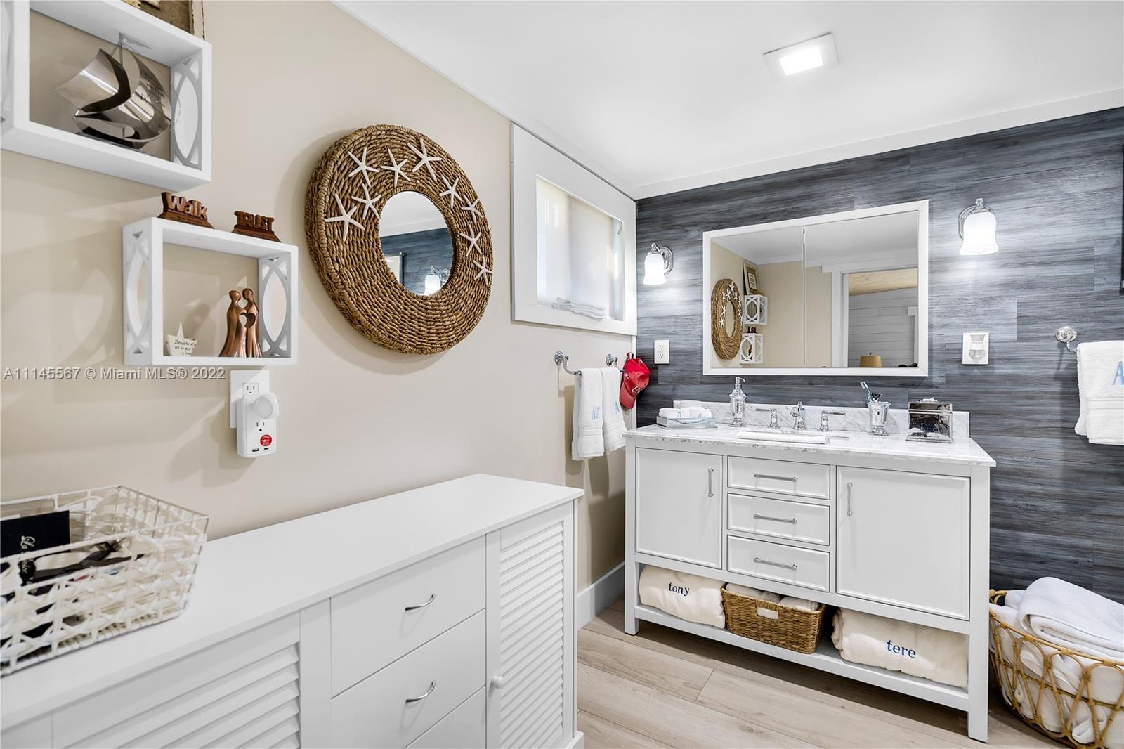 BUCCANEER PT (LARGO SOUND - Residential