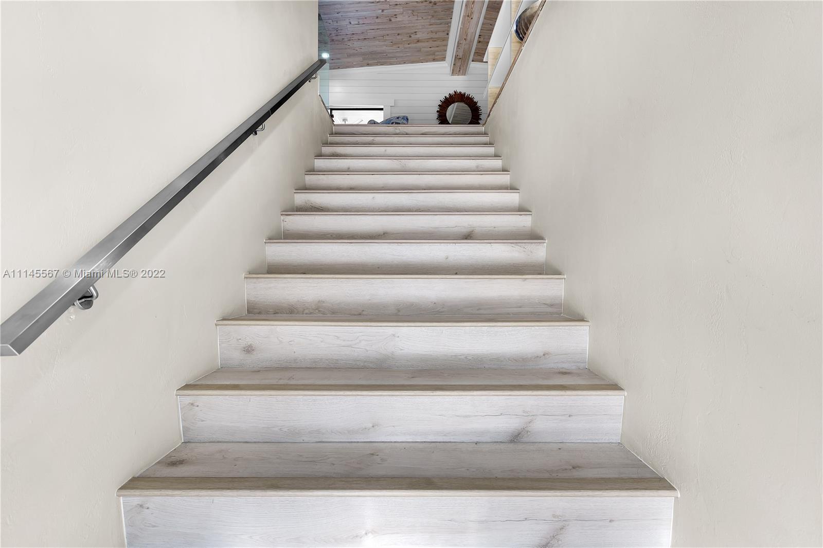 BUCCANEER PT (LARGO SOUND - Residential