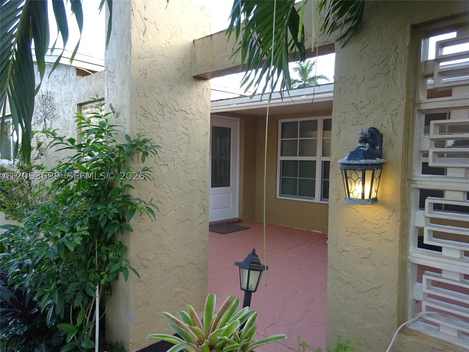 9240 SW 56th St 0