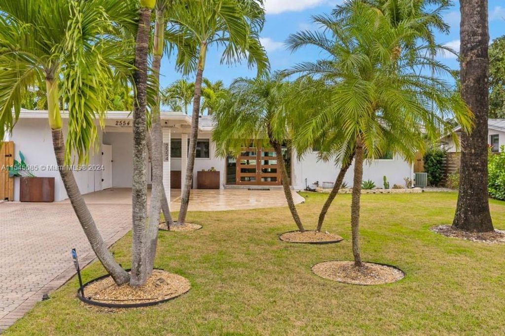 Photo of 2554 Tortugas Ln, Fort Lauderdale, FL 33312 (MLS # A11545685)