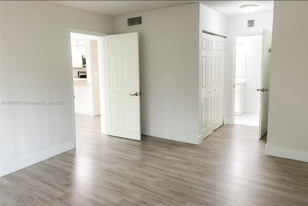 CALUSA CLUB VILG BLDG C N - Residential