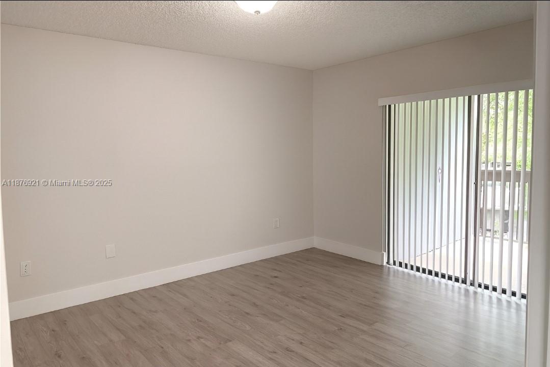 CALUSA CLUB VILG BLDG C N - Residential