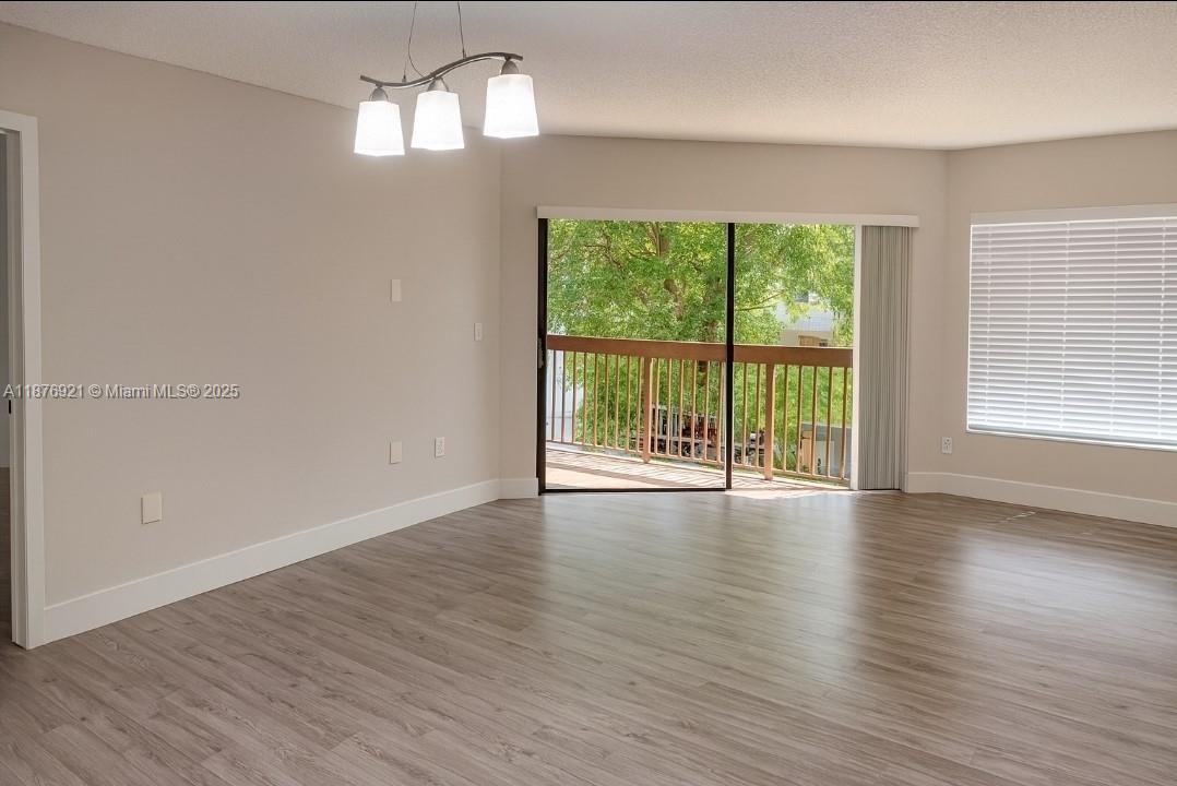 CALUSA CLUB VILG BLDG C N - Residential