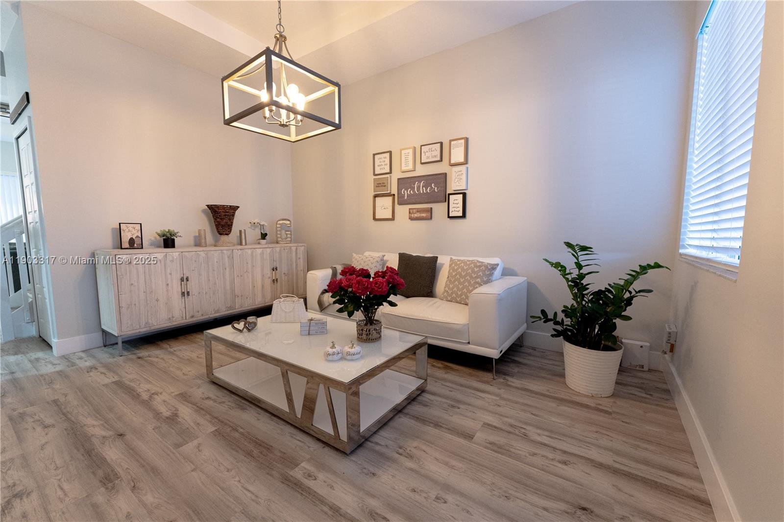 VENETIAN PARC WEST - Residential