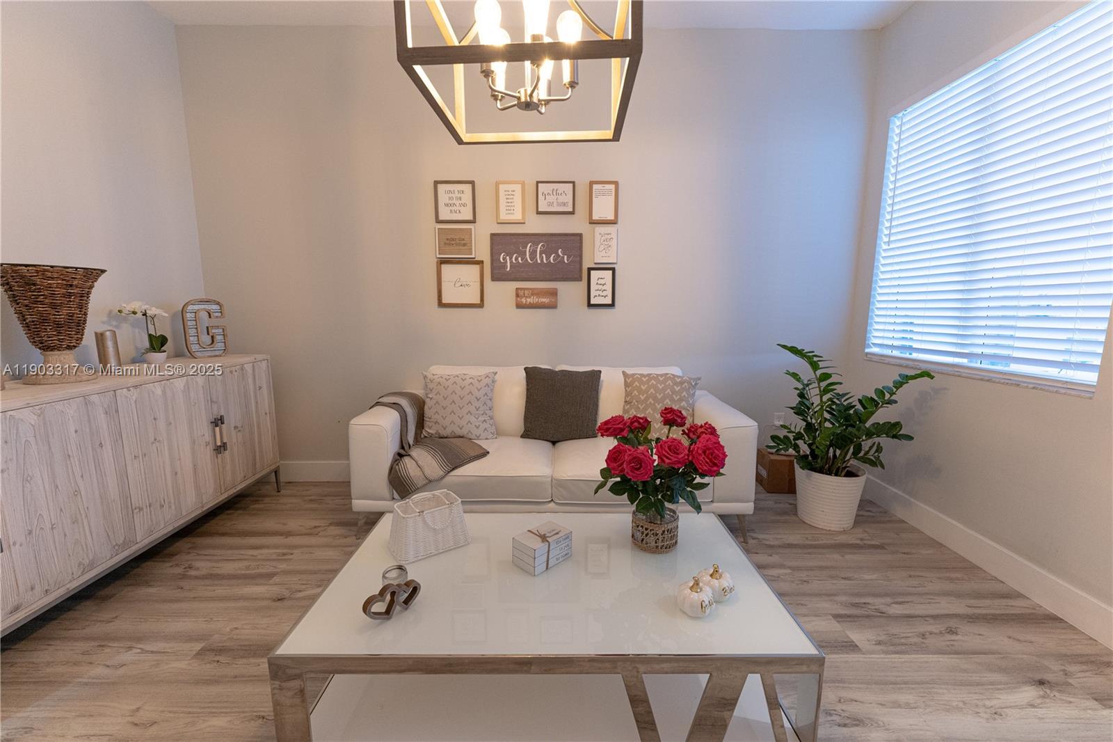 VENETIAN PARC WEST - Residential