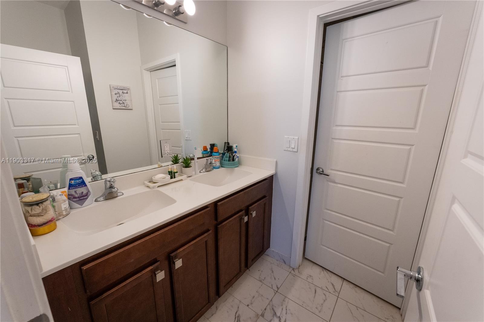 VENETIAN PARC WEST - Residential