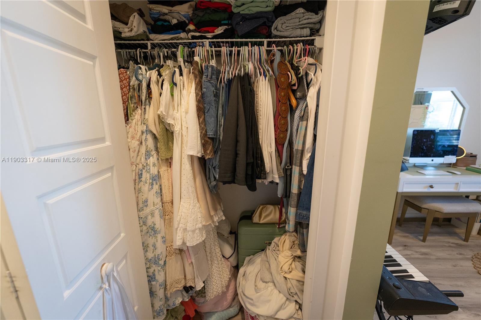 VENETIAN PARC WEST - Residential