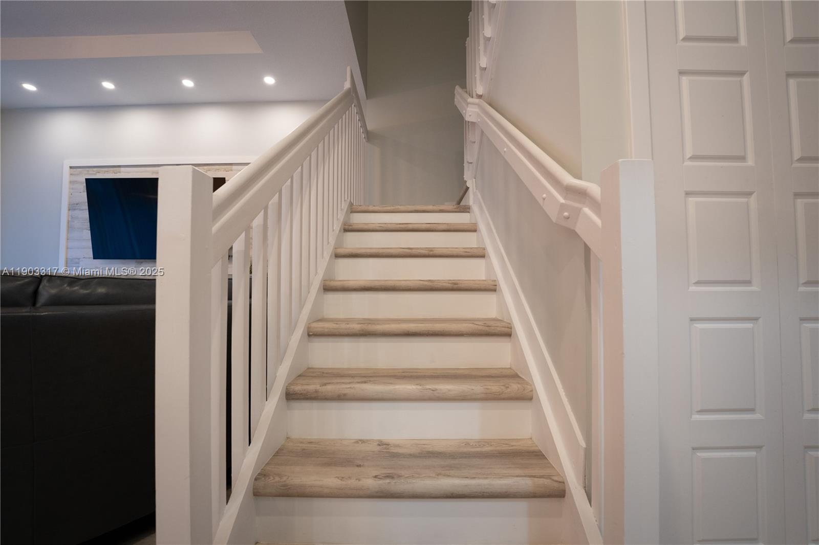 VENETIAN PARC WEST - Residential