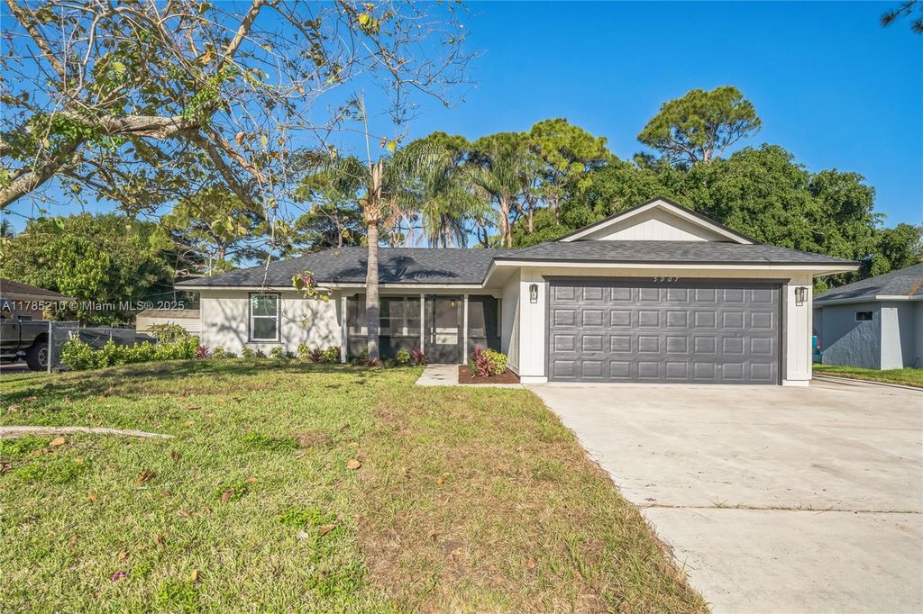 Photo of Fort Pierce, FL 34982 (MLS # A11785210)