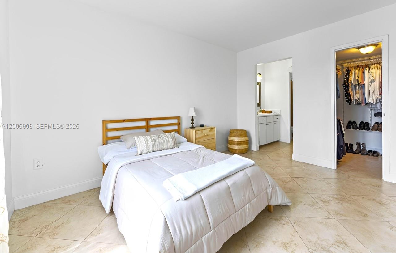 DORAL GARDENS II CONDO - Residential